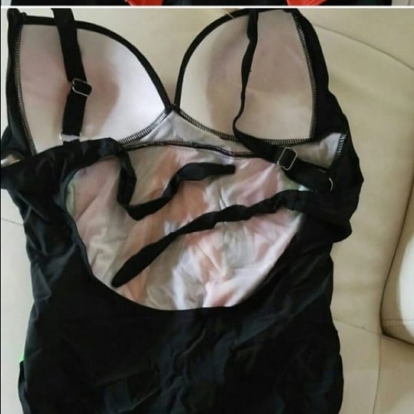 Brand new 2018 Multi color plus size striped swims - Picture 2 of 2